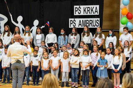 Prireditev – Pozdravljena OSNOVNA ŠOLA ZAGRADEC 71